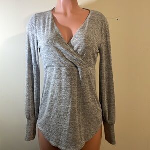 Gap Maternity Top women’s Small long sleeve crossbody V Neck gray and white top.